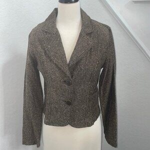 So… brown, cream & tan tweed jacket w/bronze textured buttons. Juniors Large